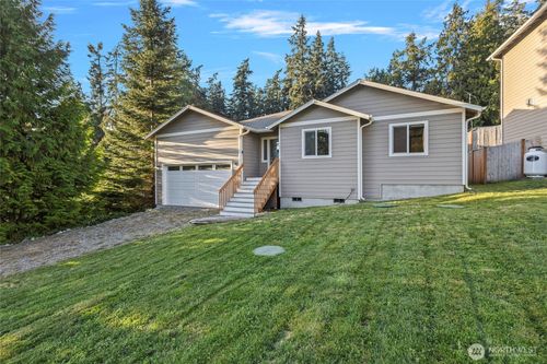 1105 Halsey Dr, Coupeville, WA, 98239-9783 | Card Image