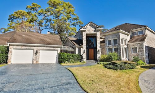2726 N Southern Oaks Dr, Houston, TX, 77068-2611 | Card Image