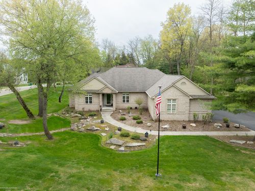 1712 Wood Trl, Oxford, MI, 48371-6067 | Card Image