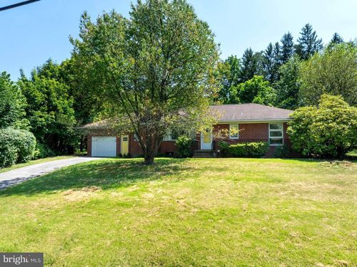 426 Loop Rd, BOALSBURG, PA, 16827-1455 | Card Image