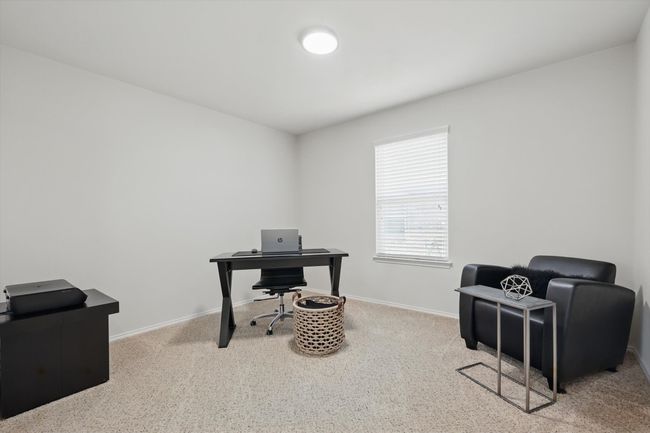 Carpeted Home Office or Den | Image 13