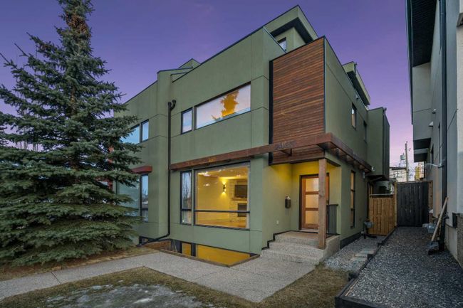 2433 29 Avenue Sw, Home with 4 bedrooms, 4 bathrooms and 4 parking in Calgary AB | Image 1