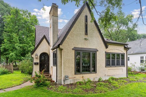 300 E Diamond Lake Rd, Minneapolis, MN, 55419-1458 | Card Image