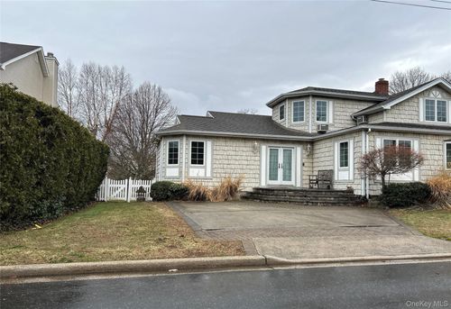 45 Richard Ave, Merrick, NY, 11566-2314 | Card Image