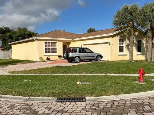 5845 Gypsum Pl, West Palm Beach, FL, 33413-1243 | Card Image