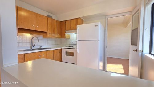 k211-1348 S Avenida Polar, Tucson, AZ, 85710-5258 | Card Image