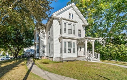 152 S Franklin St, Holbrook, MA, 02343-1475 | Card Image