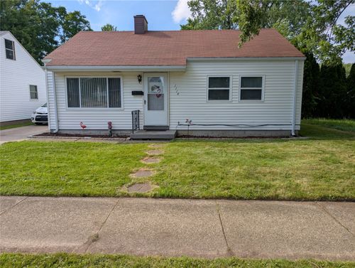1114 W 38th St, Erie, PA, 16508-2458 | Card Image