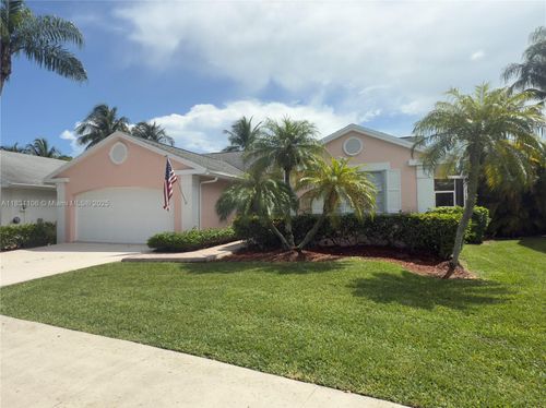 645 Se 25th Ln, HOMESTEAD, FL, 33033-5223 | Card Image