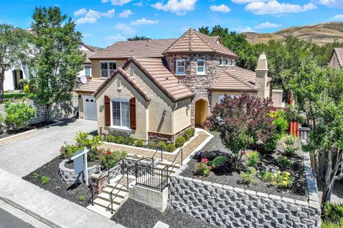 1240 Wildwing Ln, Vallejo, CA, 94591-6399 | Card Image