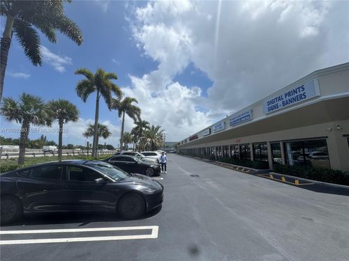 9-11-590 Sw 9th Ter, POMPANO BEACH, FL, 33069-3532 | Card Image