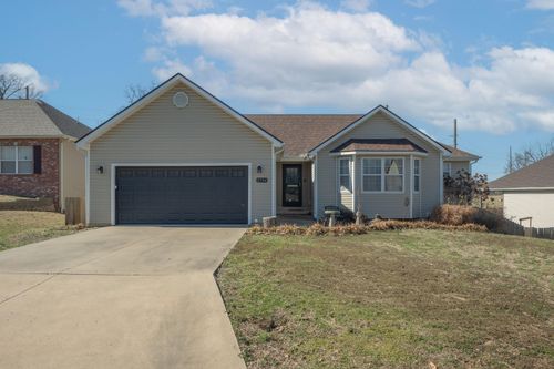 2724 N Missouri Ave, Joplin, MO, 64801-9019 | Card Image