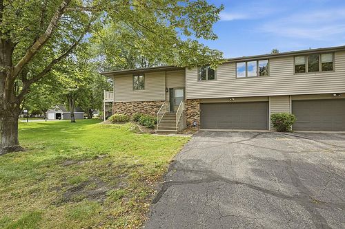 1305 12th Ave N, Saint Cloud, MN, 56303-1713 | Card Image