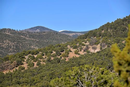 27 Lodge Cir, Santa Fe, NM, 87506-6901 | Card Image
