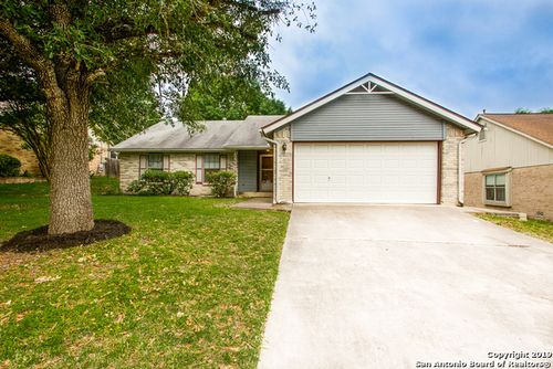 14610 Highland Rdg, San Antonio, TX, 78233-3839 | Card Image