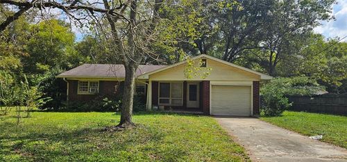 135 Reeceburg Rd Se, Silver Creek, GA, 30173-2227 | Card Image