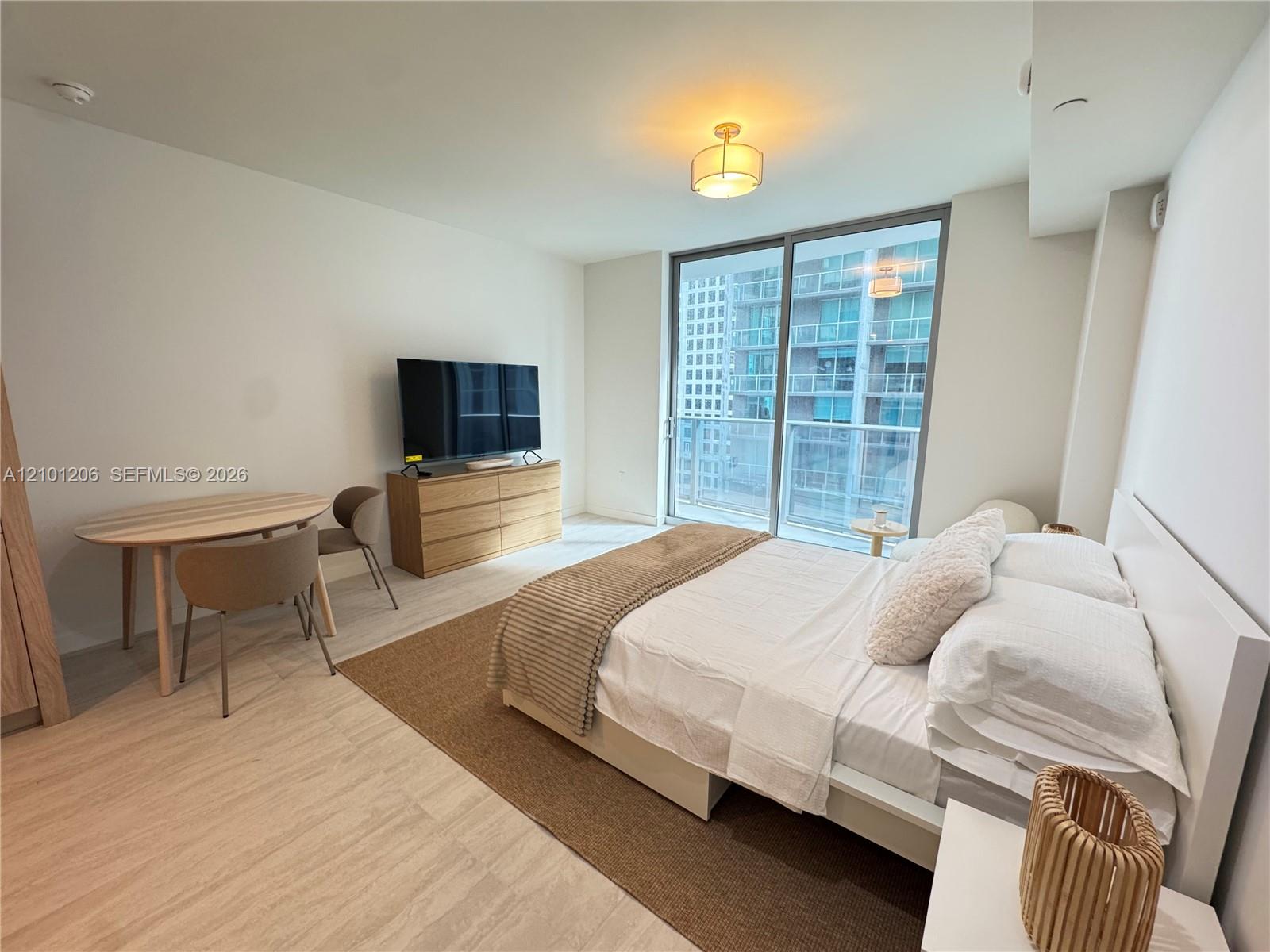 Residential Lease in Miami 4