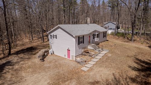 68 New Bridge Road, Lebanon, ME, 04027 | Card Image