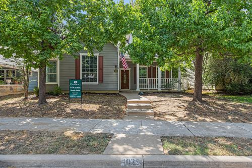 1025 Devonshire Dr, Providence Village, TX, 76227-7497 | Card Image