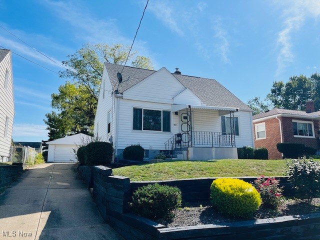 8th St, Akron, OH 44314