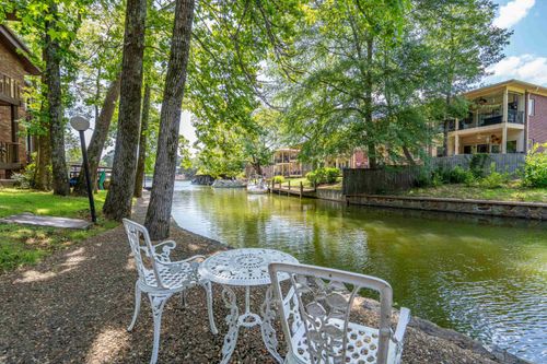 m4-2311 Lakeshore Dr, Hot Springs, AR, 71913-5349 | Card Image
