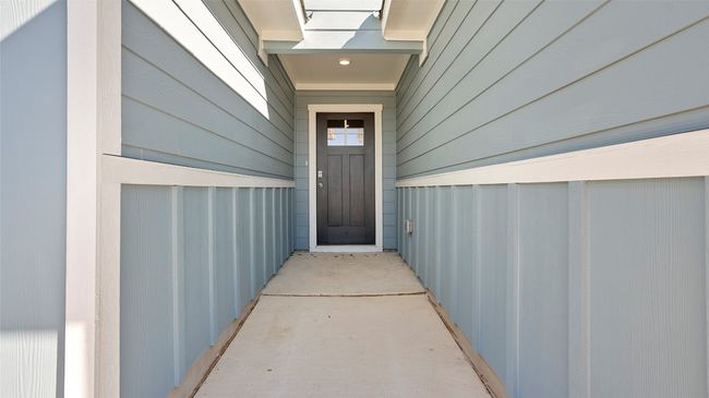 169 Celosia Loop, House other with 4 bedrooms, 2 bathrooms and 1 parking in Uhland TX | Image 6