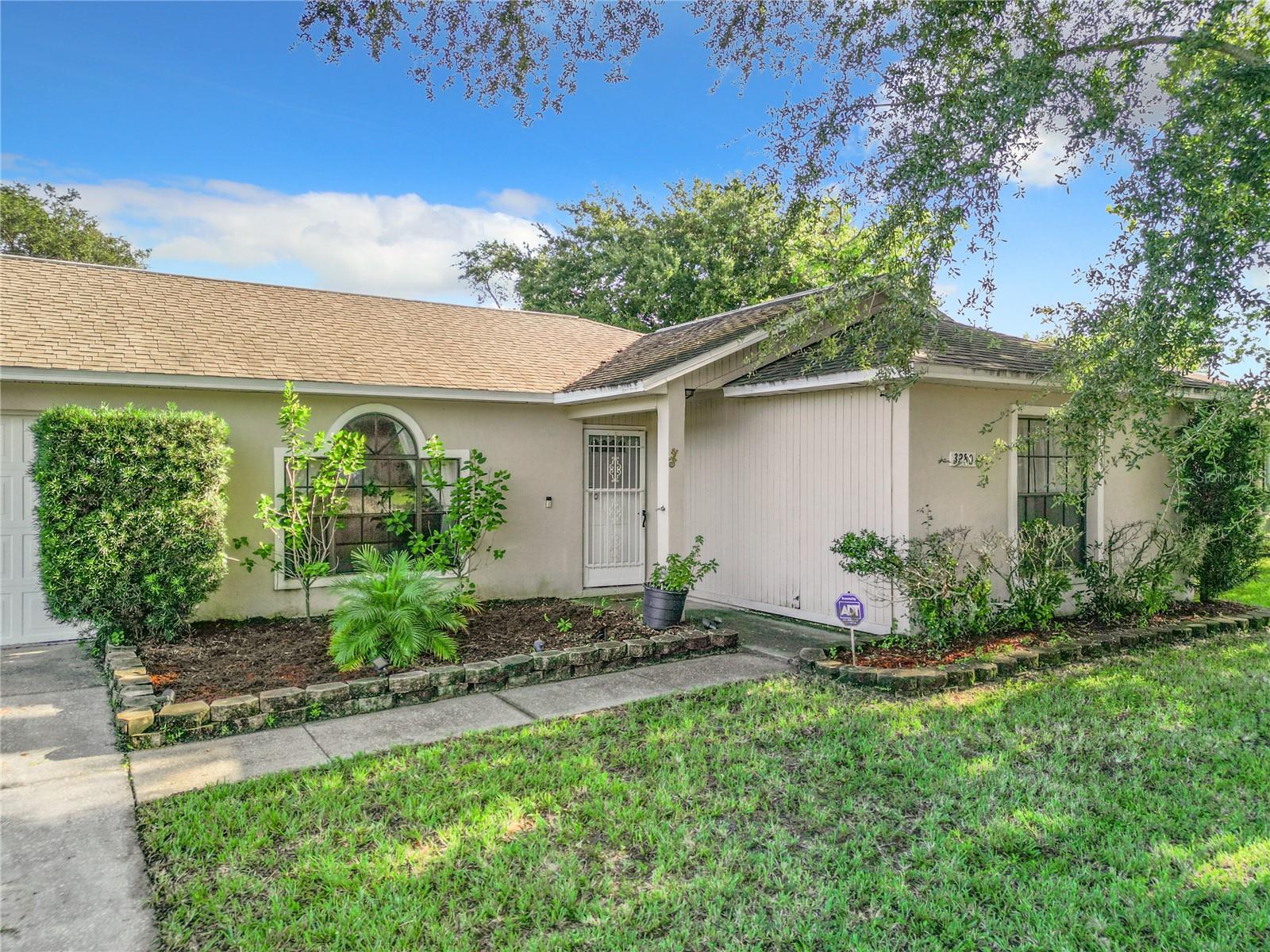 Caldas DE Reyes , San Diego, CA 92128