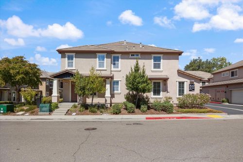 53-301 Blossom Rock Ln, Folsom, CA, 95630-8744 | Card Image