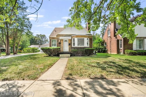 10031 Mercedes, Redford, MI, 48239-2390 | Card Image