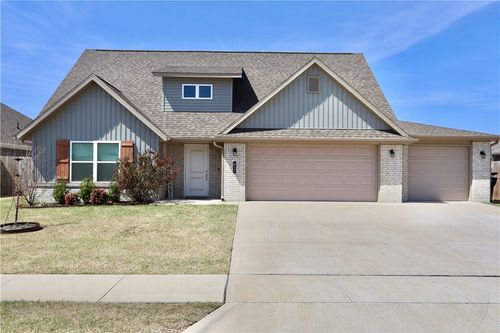 652 Kayla Marie St, Prairie Grove, AR, 72753-4011 | Card Image