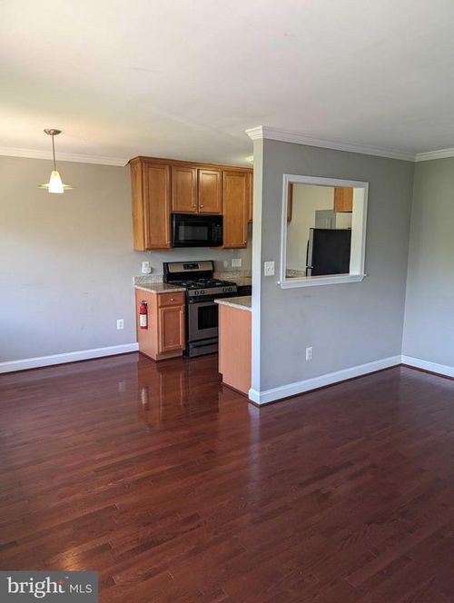 307-610 Main St, Laurel, MD, 20707-4047 | Card Image