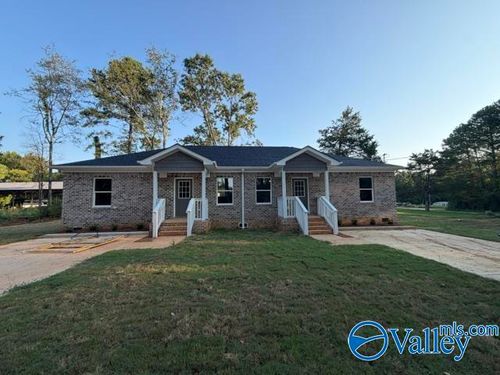 b-213 Jones St Nw, Huntsville, AL, 35806-1243 | Card Image