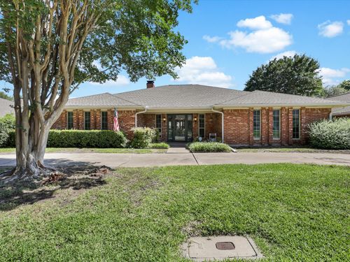 9206 Clover Valley Dr, Dallas, TX, 75243-6206 | Card Image