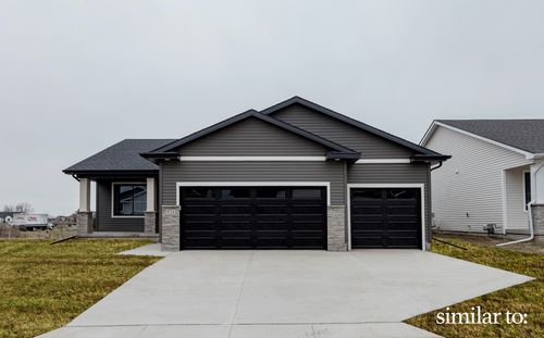9383 Modena Ln, West Des Moines, IA, 50266-8469 | Card Image