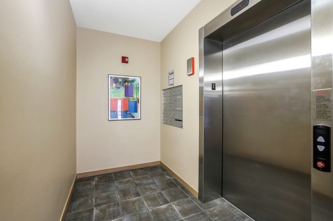 UNIT-108 - 1625 Glenview Rd, Condo with 2 bedrooms, 3 bathrooms and 2 parking in Glenview IL | Image 47