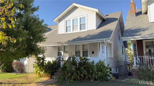 6015 Elizabeth Ave, Saint Louis, MO, 63139-2835 | Card Image