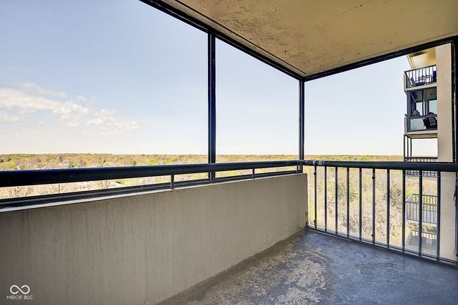 APT-15J - 4000 N Meridian St, Condo with 2 bedrooms, 2 bathrooms and null parking in Indianapolis IN | Image 28