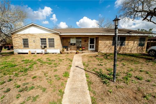 324 Nw 1st St, Premont, TX, 78375-3612 | Card Image