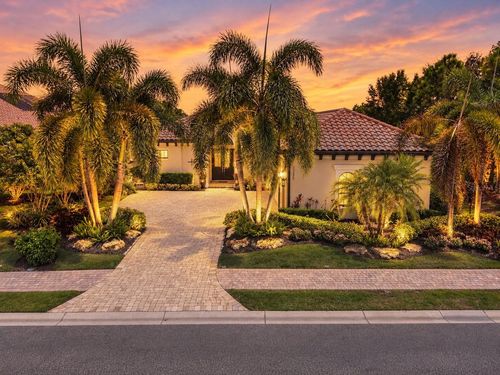 7235 Prestbury Cir, Bradenton, FL, 34202-2167 | Card Image
