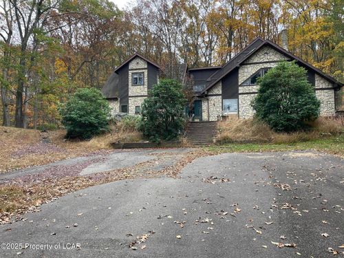 81 Edge Rock Dr, DRUMS, PA, 18222-1004 | Card Image