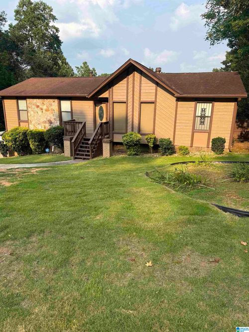 17 Freda Jane Ln, Birmingham, AL, 35215-7009 | Card Image