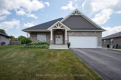 343 Tracy St, Saint Marys, ON, N4X0B4 | Card Image