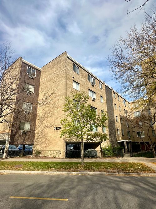 apt-312-7320 N Rogers Ave, Chicago, IL, 60626-1547 | Card Image