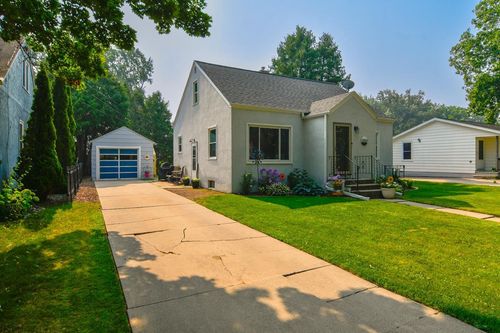 1207 14th Avenue, GREEN BAY, WI, 54304 | Card Image