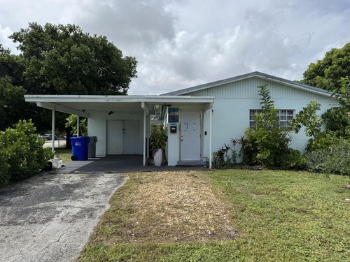1521 Nw 2nd Ave, Pompano Beach, FL, 33060-5423 | Card Image