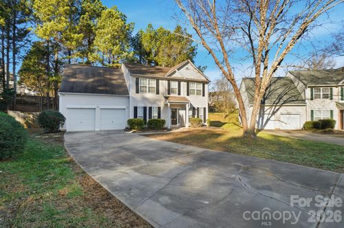 8805 Red Tail Ct, Charlotte, NC, 28269-3164 | Card Image