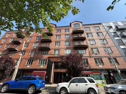 5d-140-26 Cherry Ave, Flushing, NY, 11355-6036 | Card Image