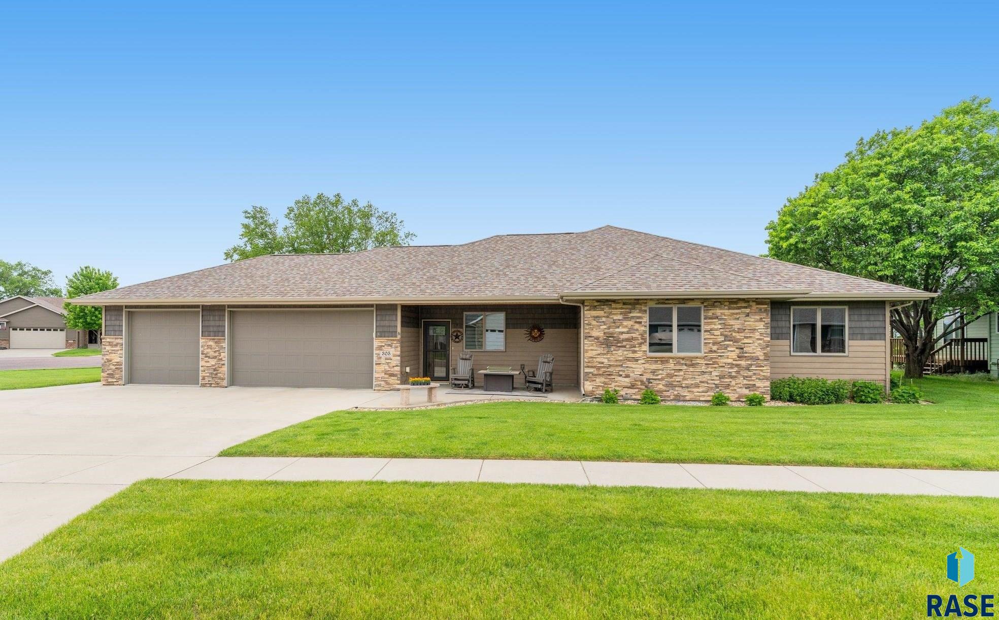 Sunset Dr, Brandon, SD 57005