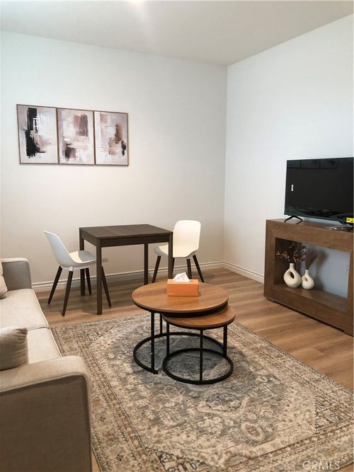 adu-38859 Candlenut Dr, Palmdale, CA, 93551-6047 | Card Image