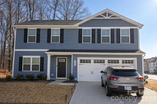 6006 Silverwing Dr, Charlotte, NC, 28215-6814 | Card Image